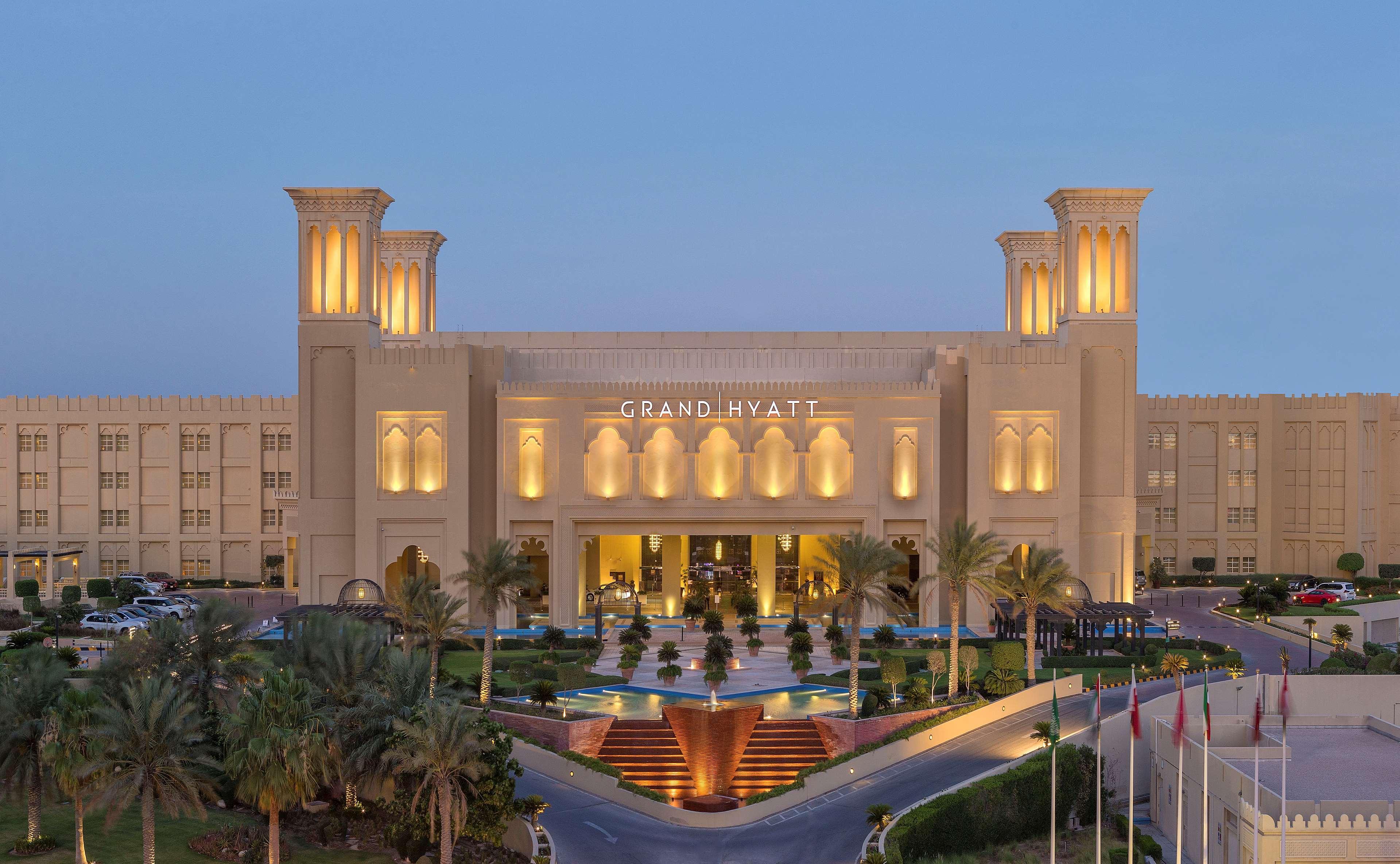 Grand Hyatt Doha Hotel & Villas Exterior photo Grand Hyatt Hotel, Abu Dhabi