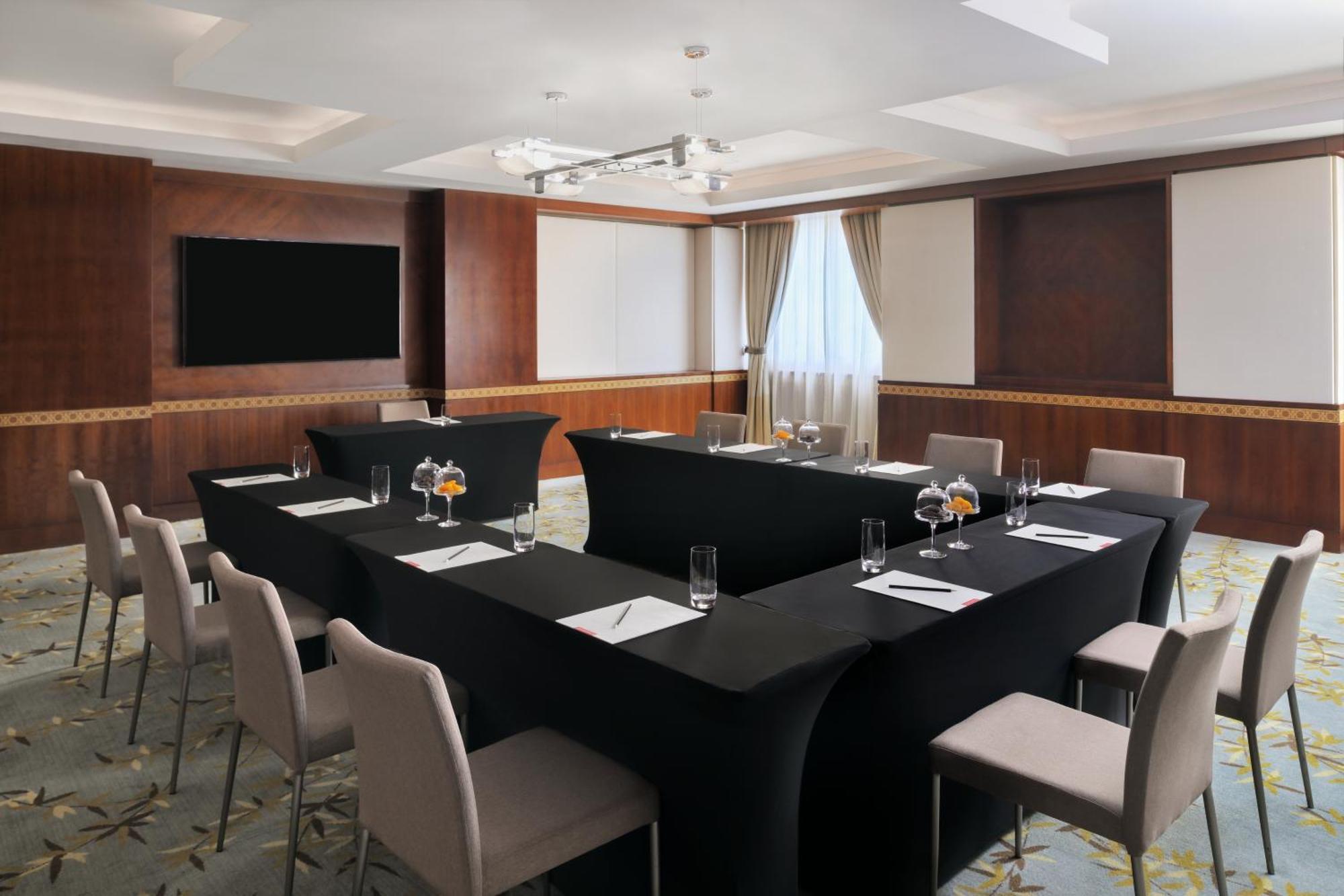 Grand Hyatt Doha Hotel & Villas Exterior photo Meeting room